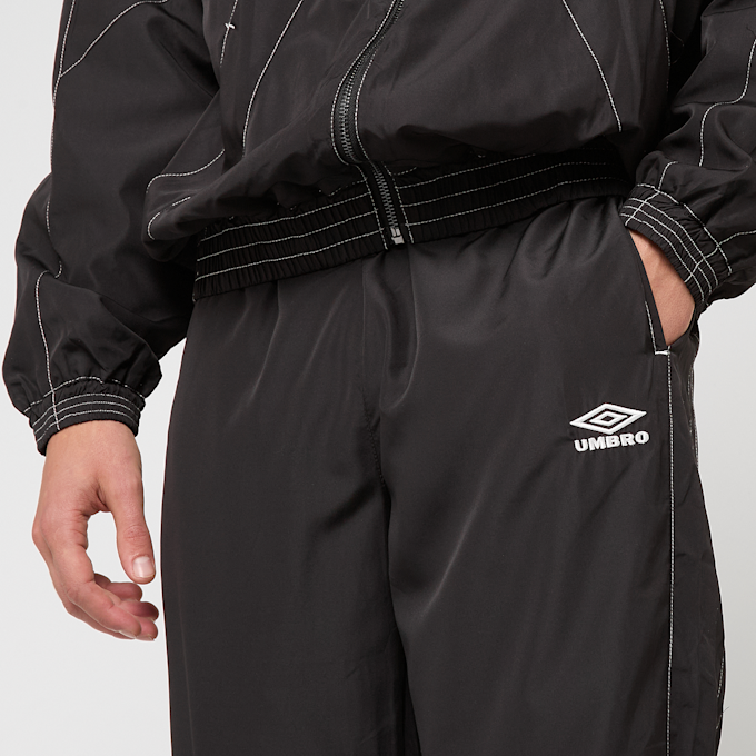 Umbro Relaxed Track Pants czarny 84429 5