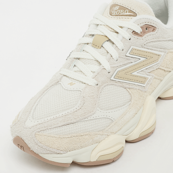 New Balance 9060 beige 91132 6