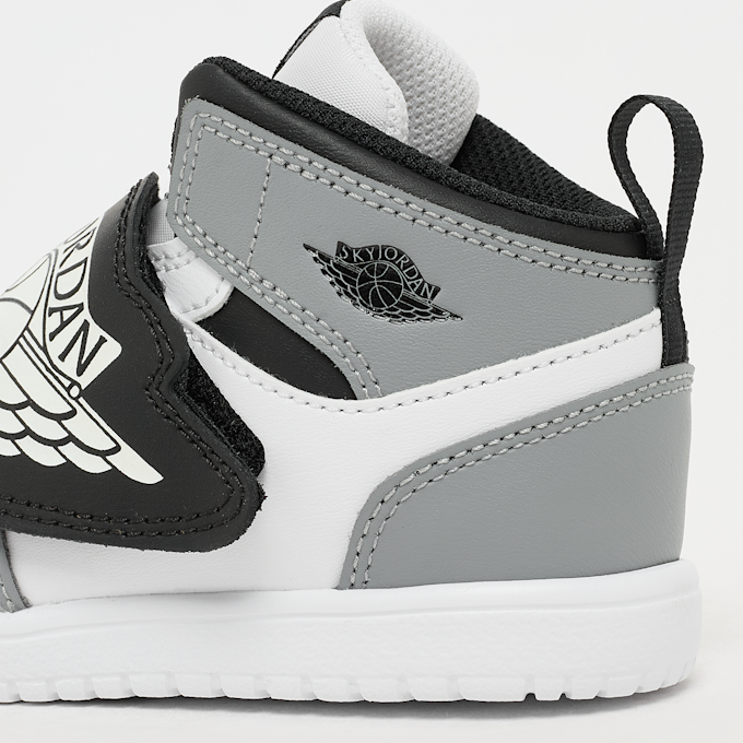 Jordan Sky Jordan 1 Małe Dzieci blue tint/white/ice blue biały 91768 7