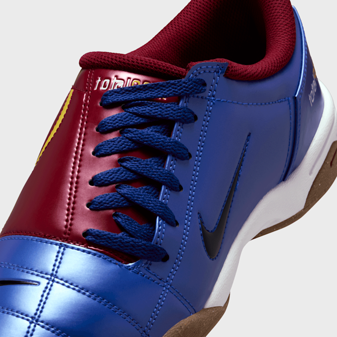 Nike   Total 90 niebieski 92123 7