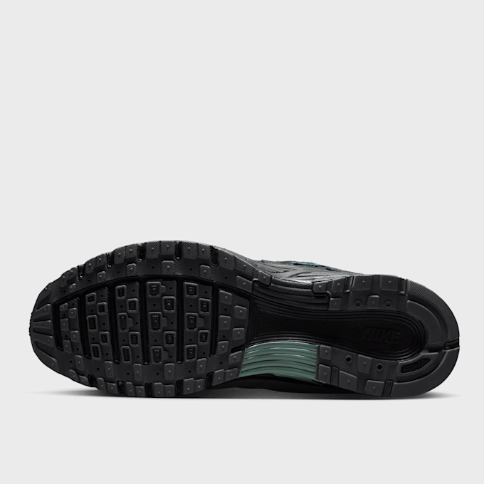 Nike   P-6000 gris 92134 3