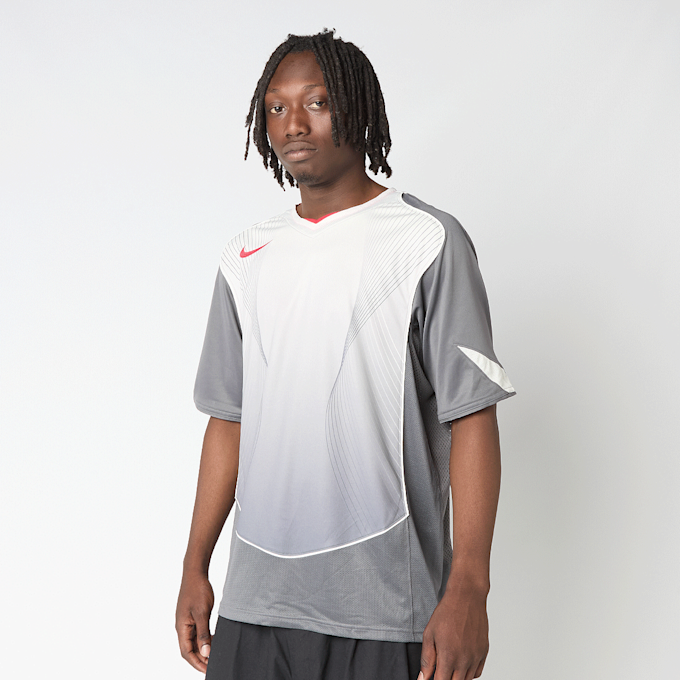 Nike   Total 90 Dri-FIT Short-Sleeve Soccer Jersey szary 92130 1
