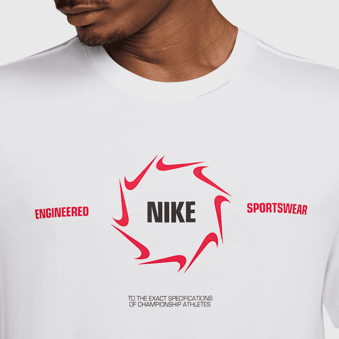 Nike   Sportswear T-Shirt blanc 92149 3