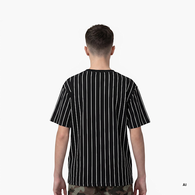 Karl Kani Small Signature Essential Pinstripe Tee Junior noir 92877 2