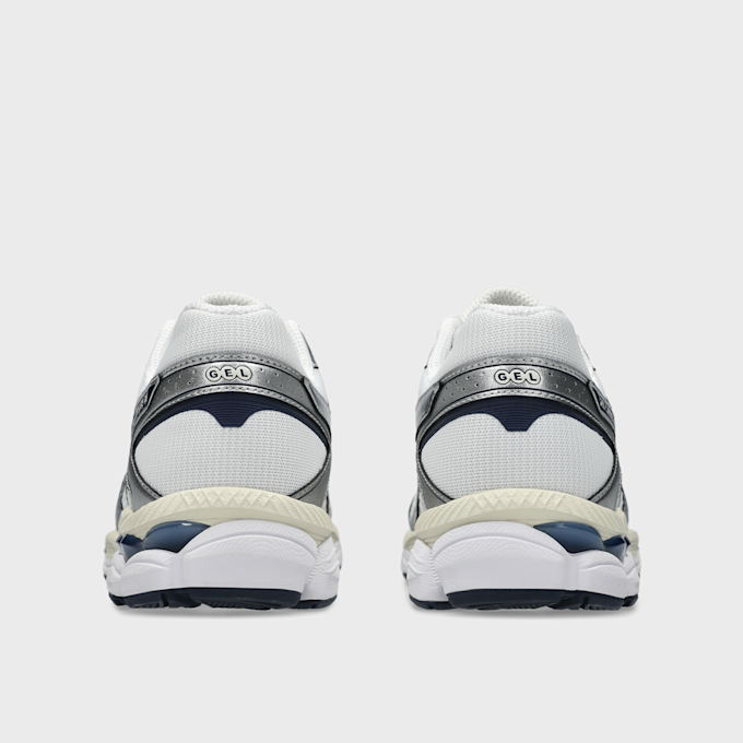 ASICS SportStyle GEL-Cumulus 16 branco 93201 5