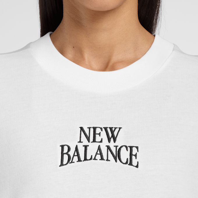 New Balance Linear Heritage Oversized T-Shirt weiß 93533 3