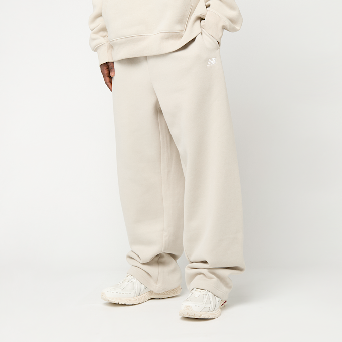 New Balance Sport Essentials Fleece Pants beige 93644 1