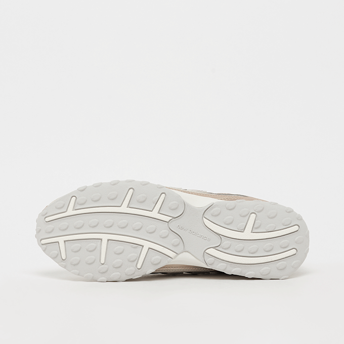 New Balance 204L beige 93847 4