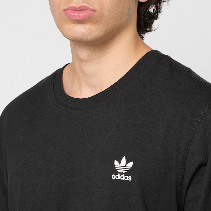 adidas Originals 3D Trefoil Backprint T-Shirt preto 94224 3