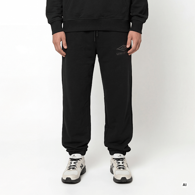 Umbro Iconic Jogger nero 94337 1