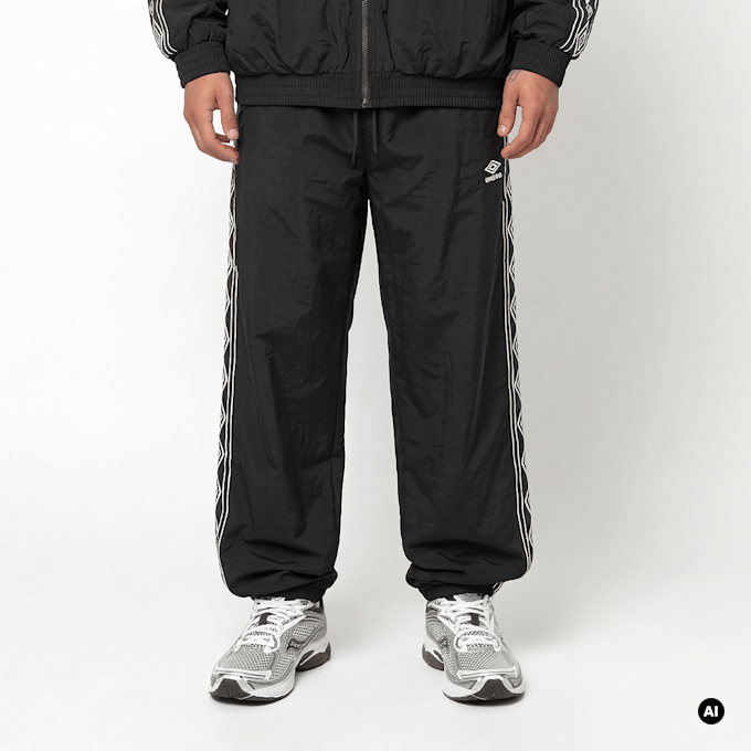 Umbro Relaxed Track Pant schwarz 94334 1