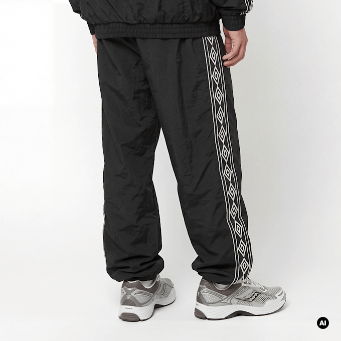 Umbro Relaxed Track Pant czarny 94334 2