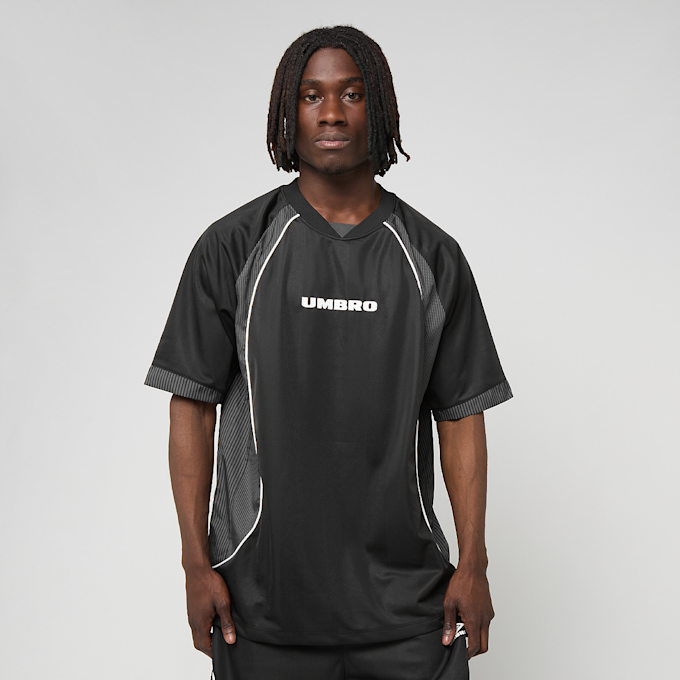 Umbro Panelled Raglan Shirt noir 94348 1