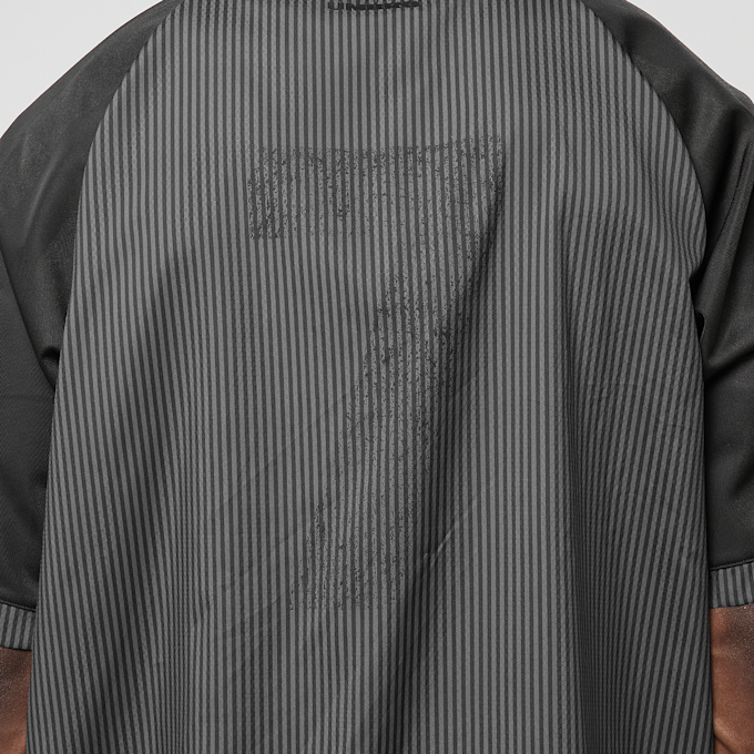 Umbro Panelled Raglan Shirt noir 94348 4