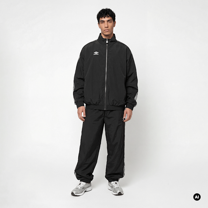 Umbro Relaxed Track Jacket schwarz 94355 4