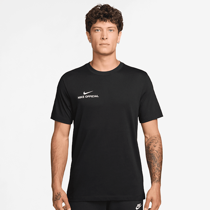 Nike   Sportswear Standard Tee noir 94653 1