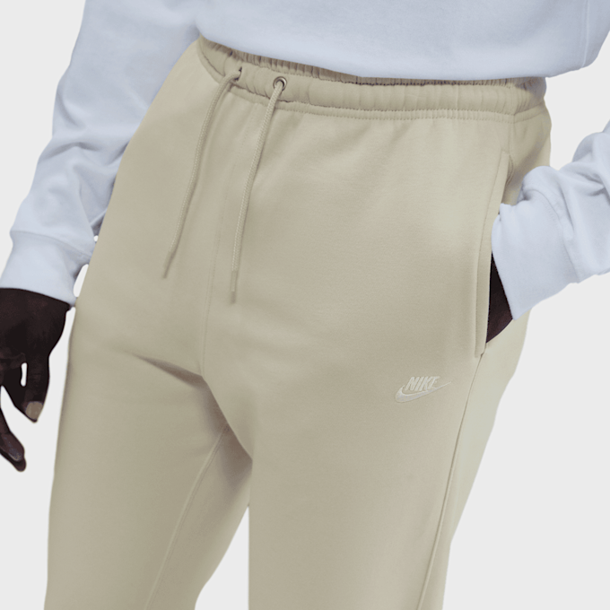 Nike   Club Joggers beige 94648 3