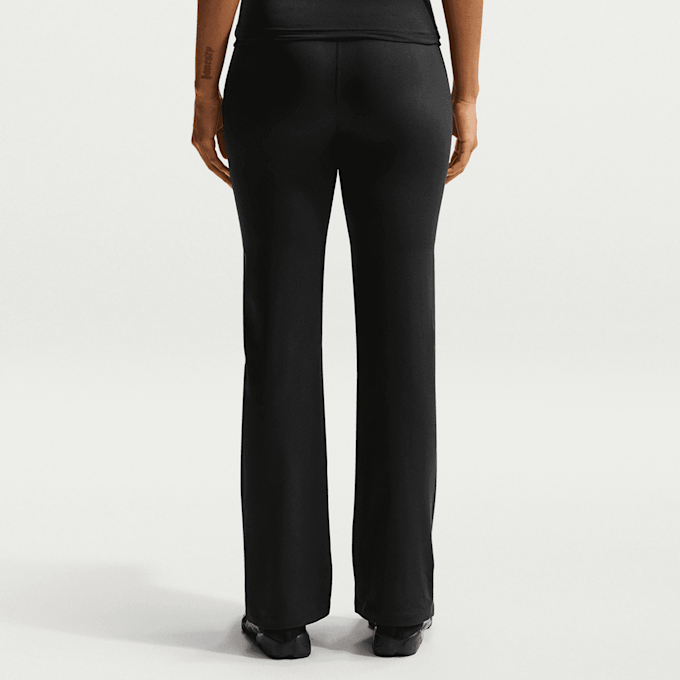 Nike   Pantalón Acampanado negro 94581 2