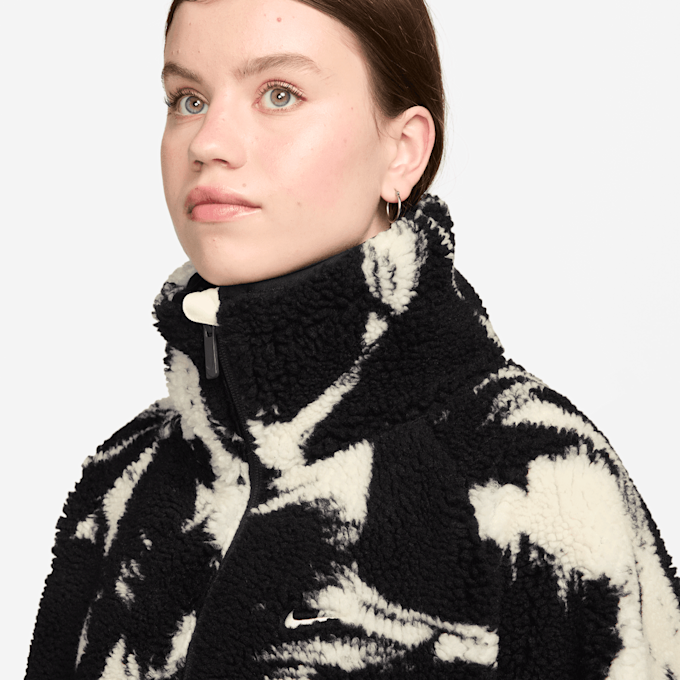 Nike   Sportswear Street All Over Print Sherpa zwart 94593 3