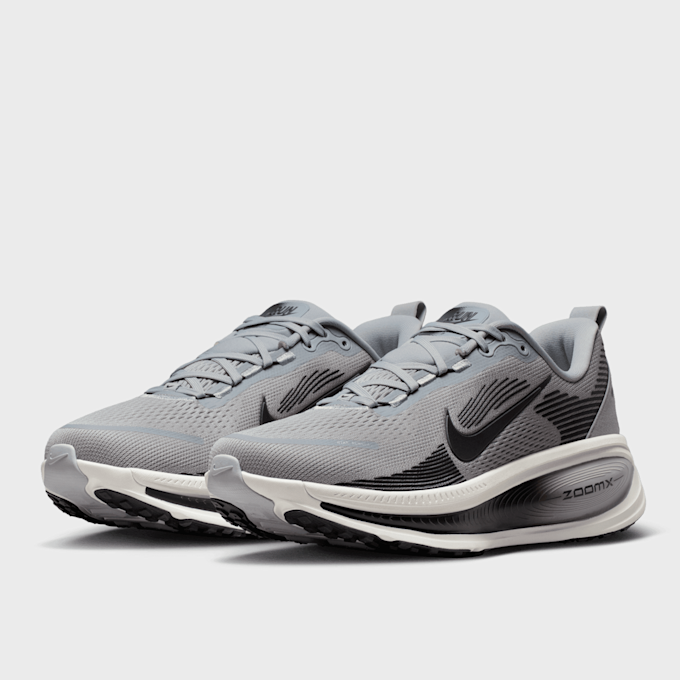 Nike   Vomero 18 gris 94711 3
