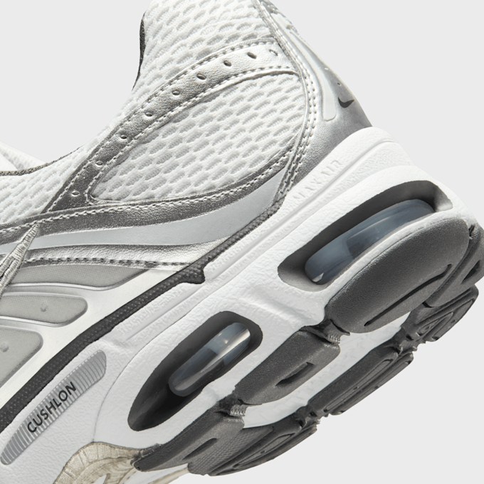 Nike Air Max Moto 2K weiß 94736 8