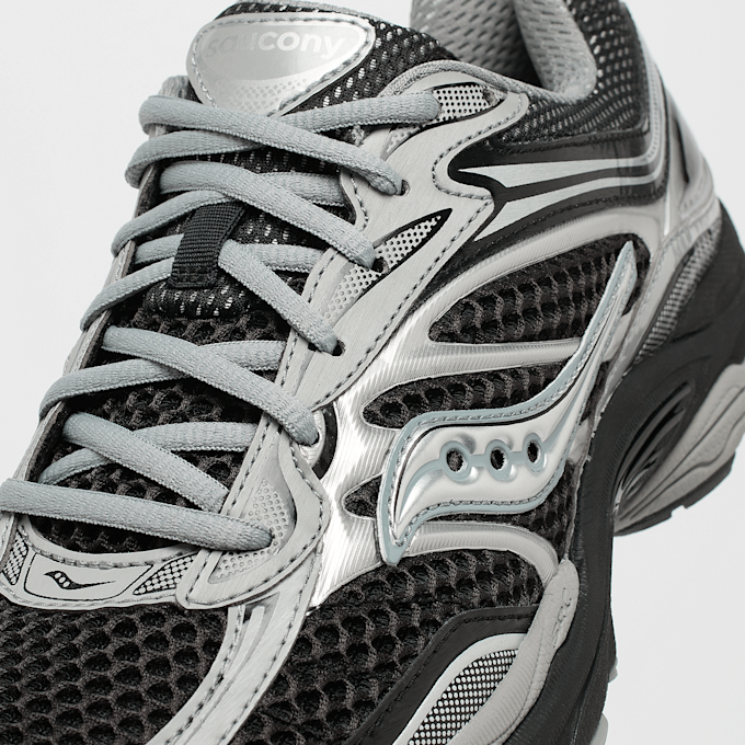 Saucony Progrid Omni 9 crna 96117 6