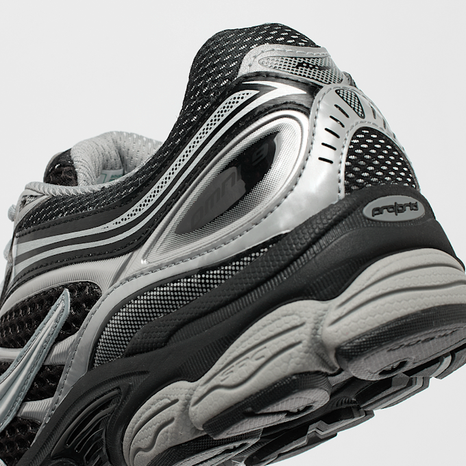 Saucony Progrid Omni 9 preto 96117 7