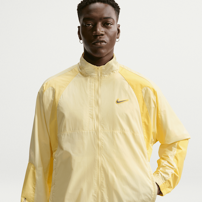 Nike Nocta NRG CS Woven Track Jacket geel 96229 3