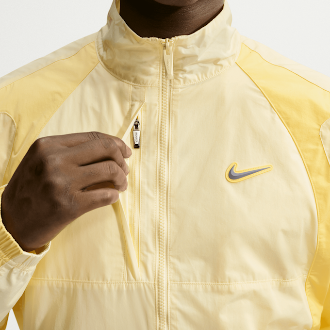 Nike Nocta NRG CS Woven Track Jacket geel 96229 4