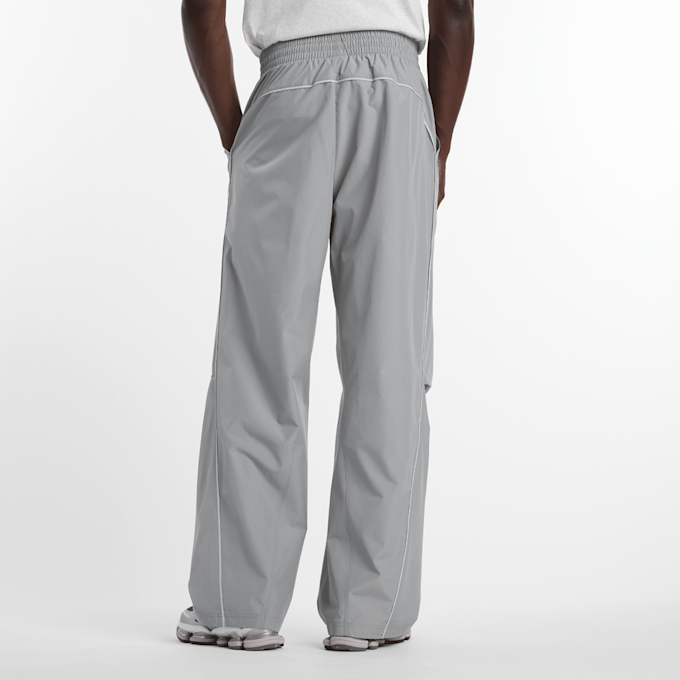 New Balance Elusive Shell Pant grau 96446 2