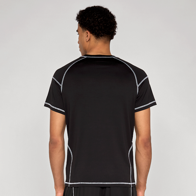 Urban Classics Compression Tee preto 96582 2