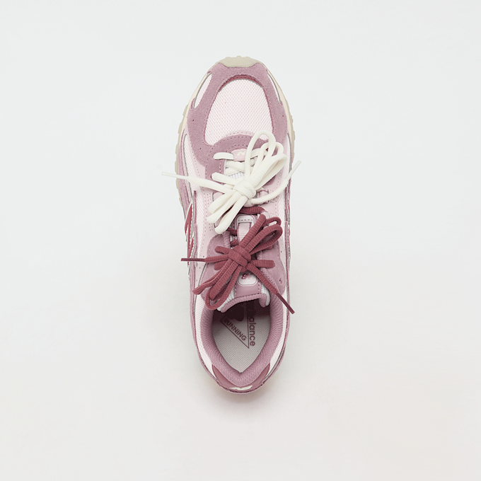 New Balance 204L różowy 97428 5