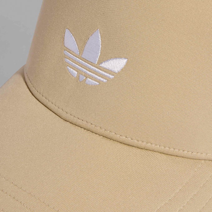 adidas Originals Curved Trucker beige 97578 3