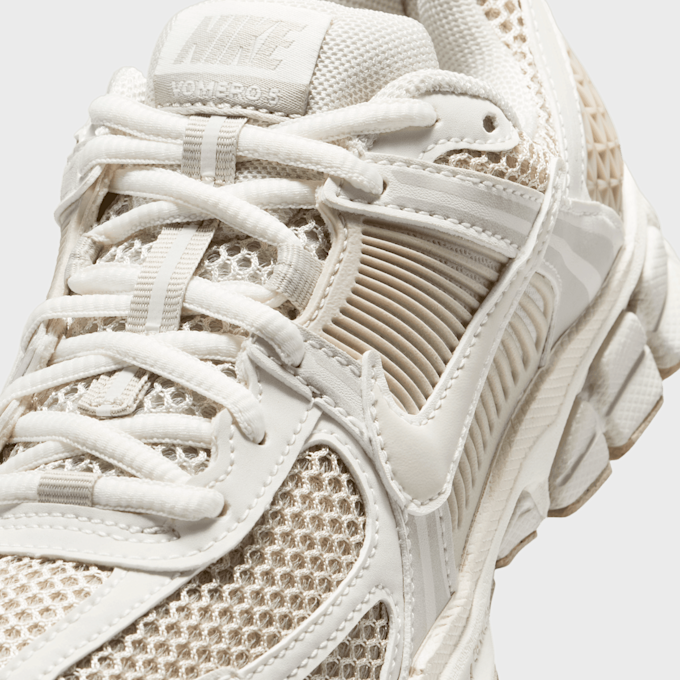 Nike   Vomero 5 (GS) beż 97683 7