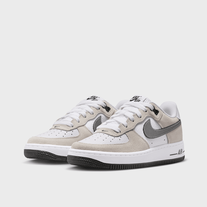 Nike   Air Force 1 Essential+ (GS) beige 97696 3