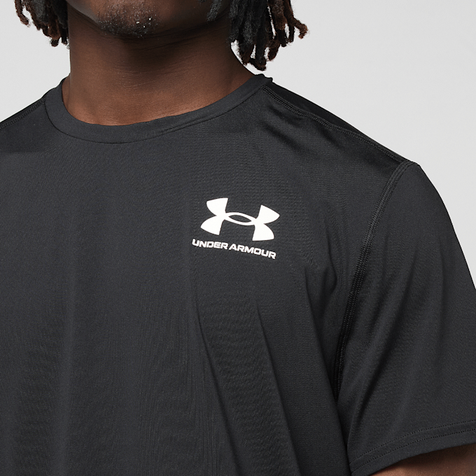Under Armour Heatgear Fitted Shortsleeve schwarz 97716 3