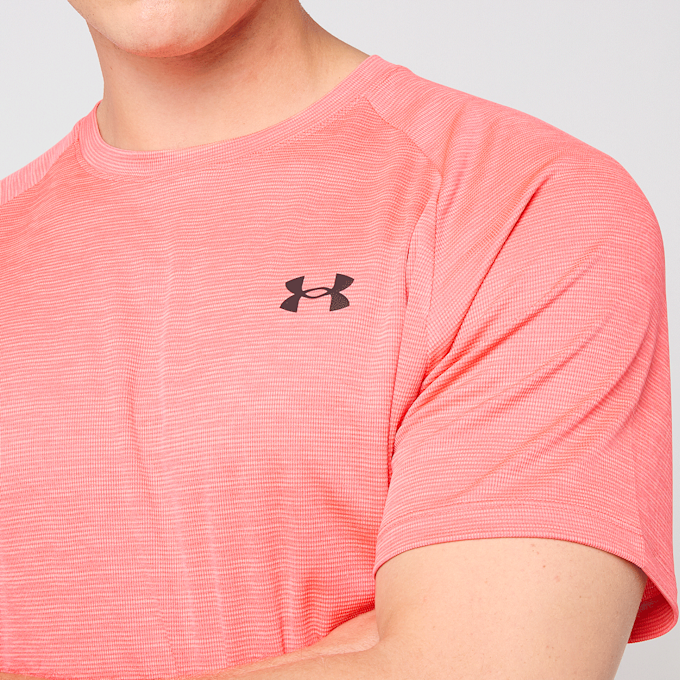Under Armour Tech Textured Shortsleeve rot 97718 3