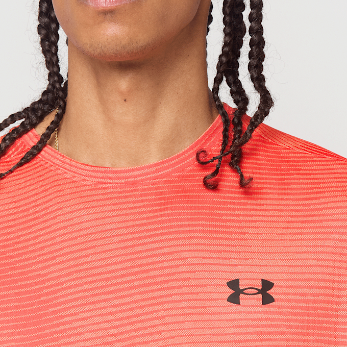 Under Armour Tech Vent VHS Jacquard Shortsleeve czerwony 97721 3