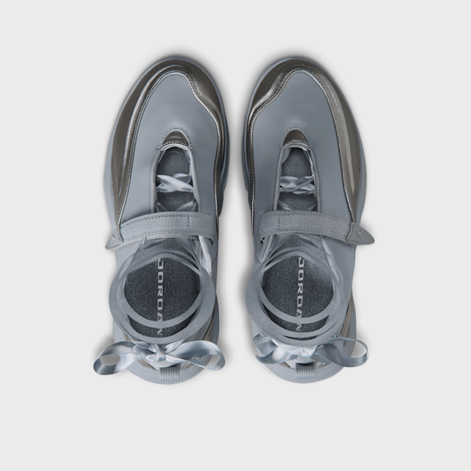 Nike   Pointe gris 97806 6