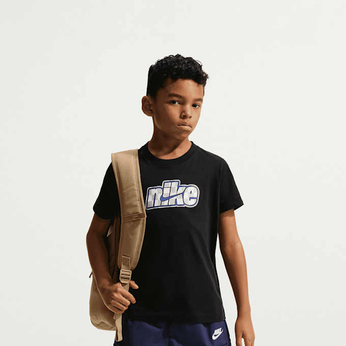 Nike   Sportswear T-Shirt crna 97990 1
