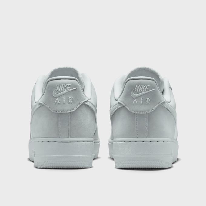 Nike   Air Force 1 '07 LV8 gris 97839 4