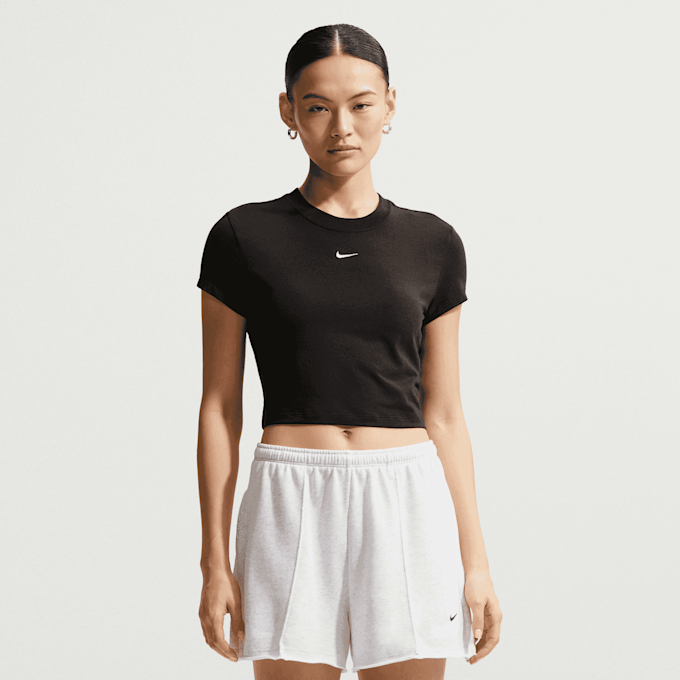 Nike   Sportswear Chill Knit Cropped T-Shirt schwarz 97963 1