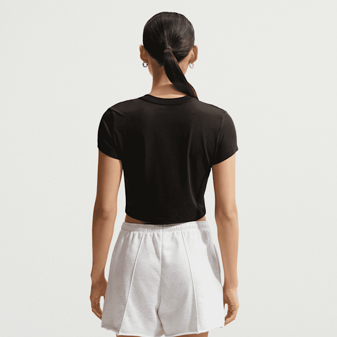 Nike   Sportswear Chill Knit Cropped T-Shirt schwarz 97963 2
