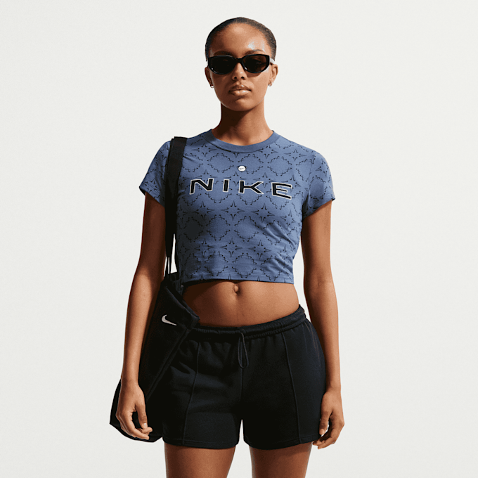 Nike   Sportswear Chill Knit Cropped T-Shirt niebieski 97971 1