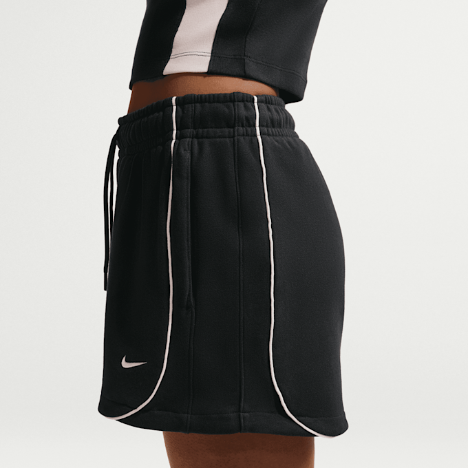 Nike   Sportswear Loose Mid-Rise 3" Fleece Shorts schwarz 97981 4