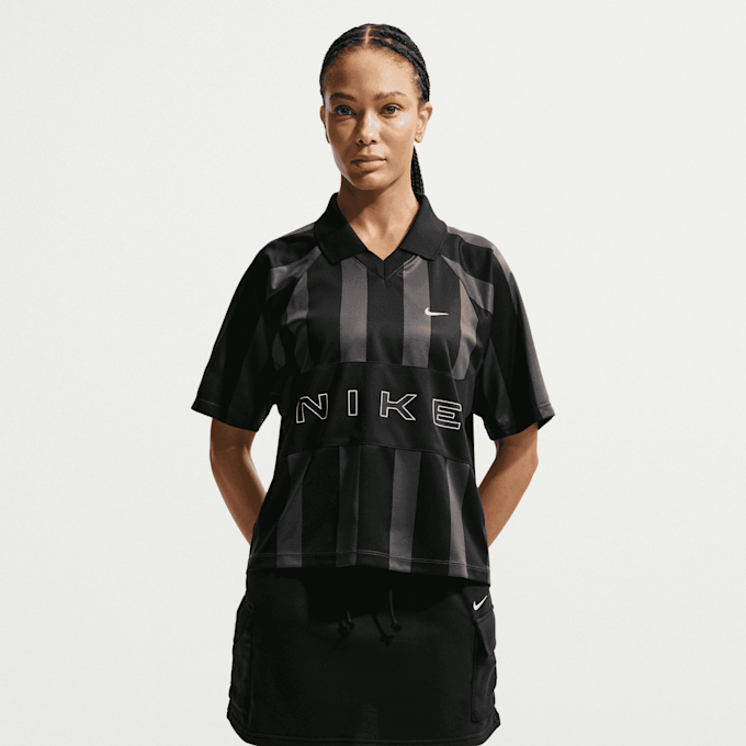Nike   Sportswear Oversized Jersey noir 97973 1
