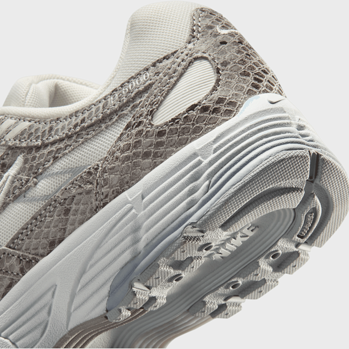 Nike   P-6000 SE smeđa 97911 8