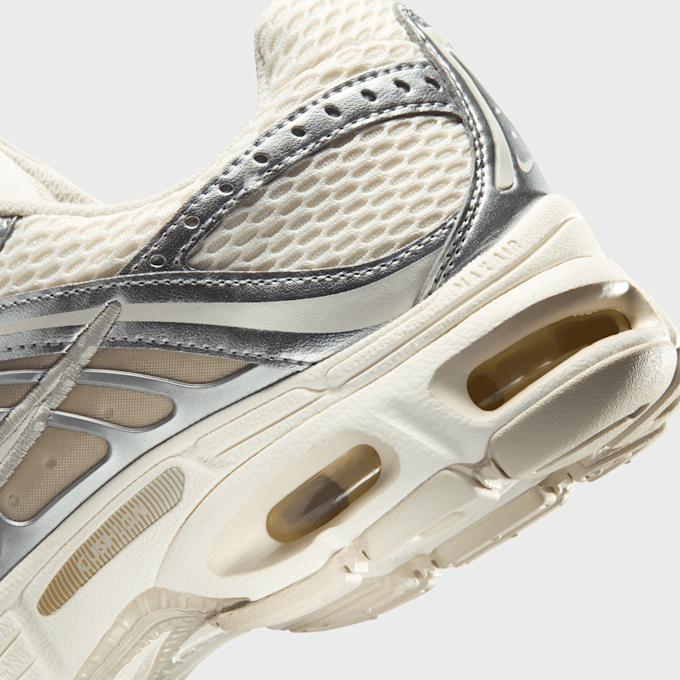 Nike   Air Max Moto 2K beige 97916 8