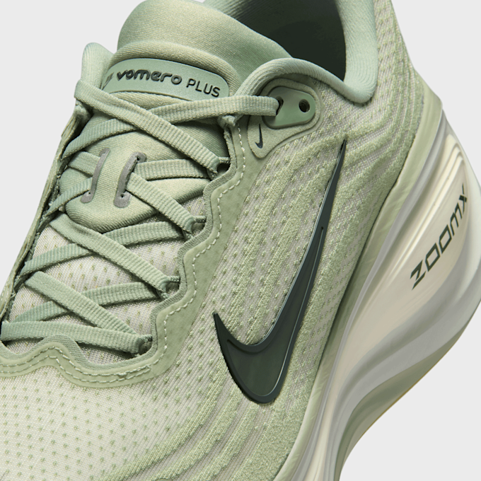 Nike   Vomero Plus vert 97944 7
