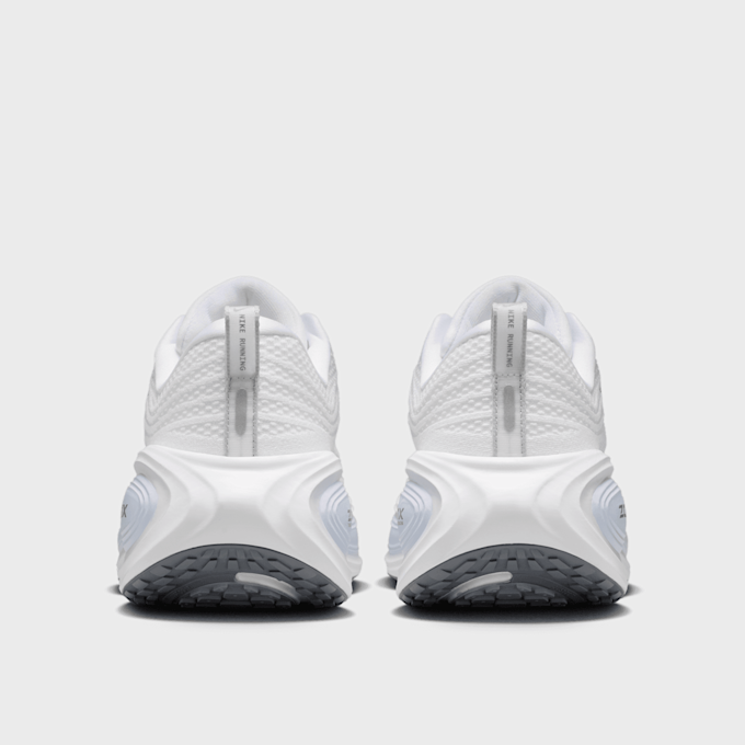 Nike   Vomero Plus blanco 97850 4